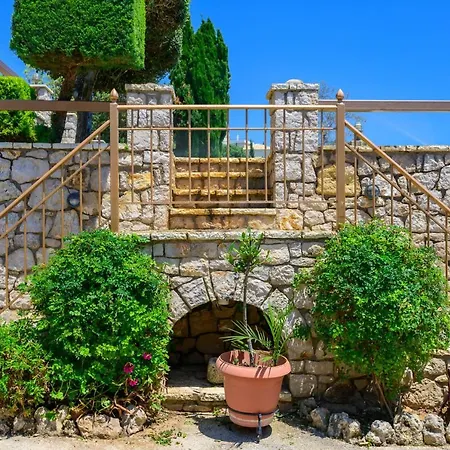Villa Vicanti